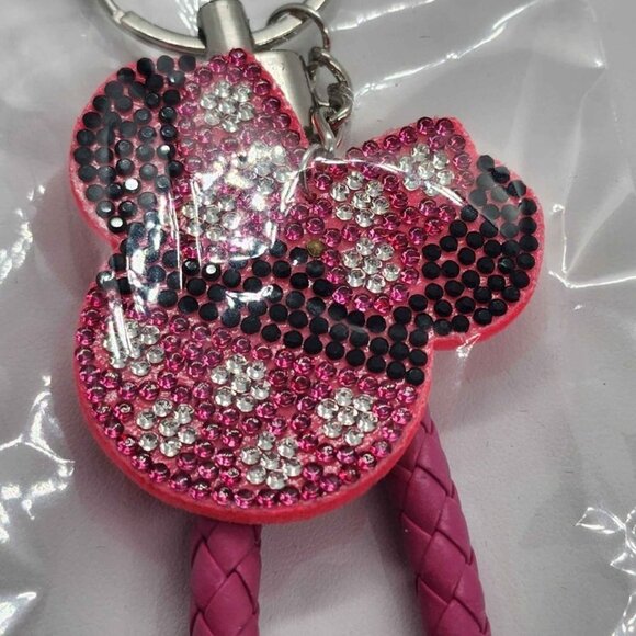 Brand NEW  Light Pink Minnie Mouse  KEYCHAIN - Picture 1 of 4